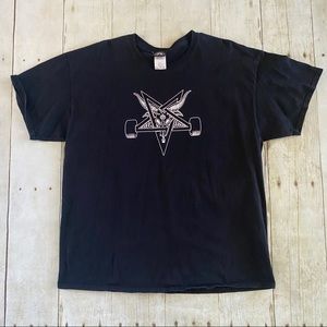 ❗️BOGO 1/2 OFF❗️Thrasher shirt